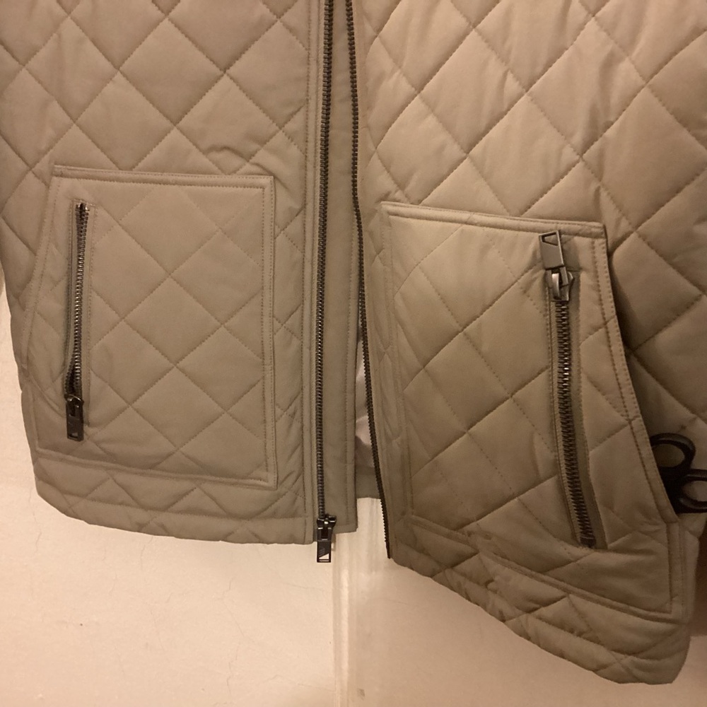 Andrew Marc NY Quilted Jacket size Medium kind of olive green/grey - Picture 8 of 8